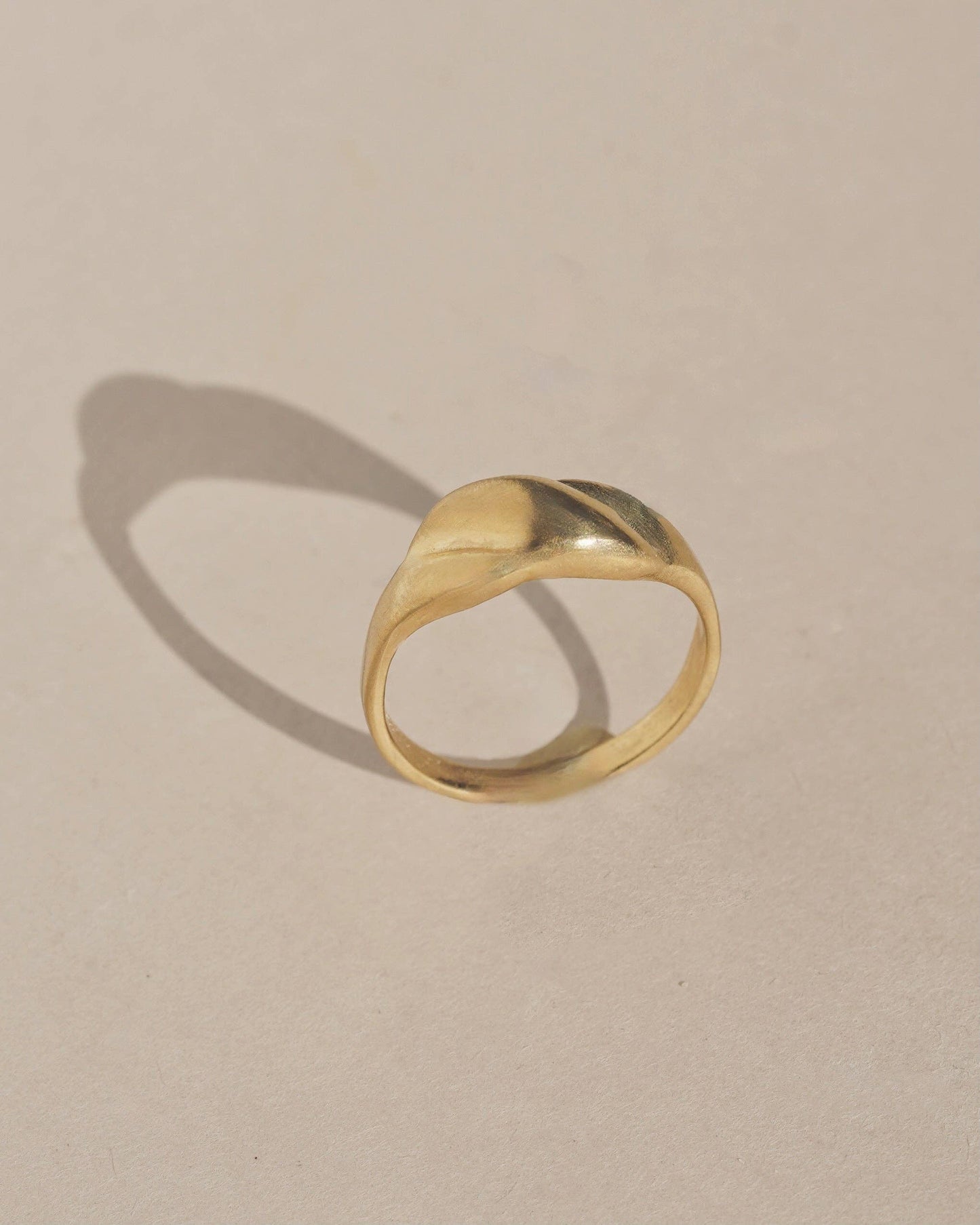 Mountainside Jewelry - Tempus Ring: Gold Vermeil / 5
