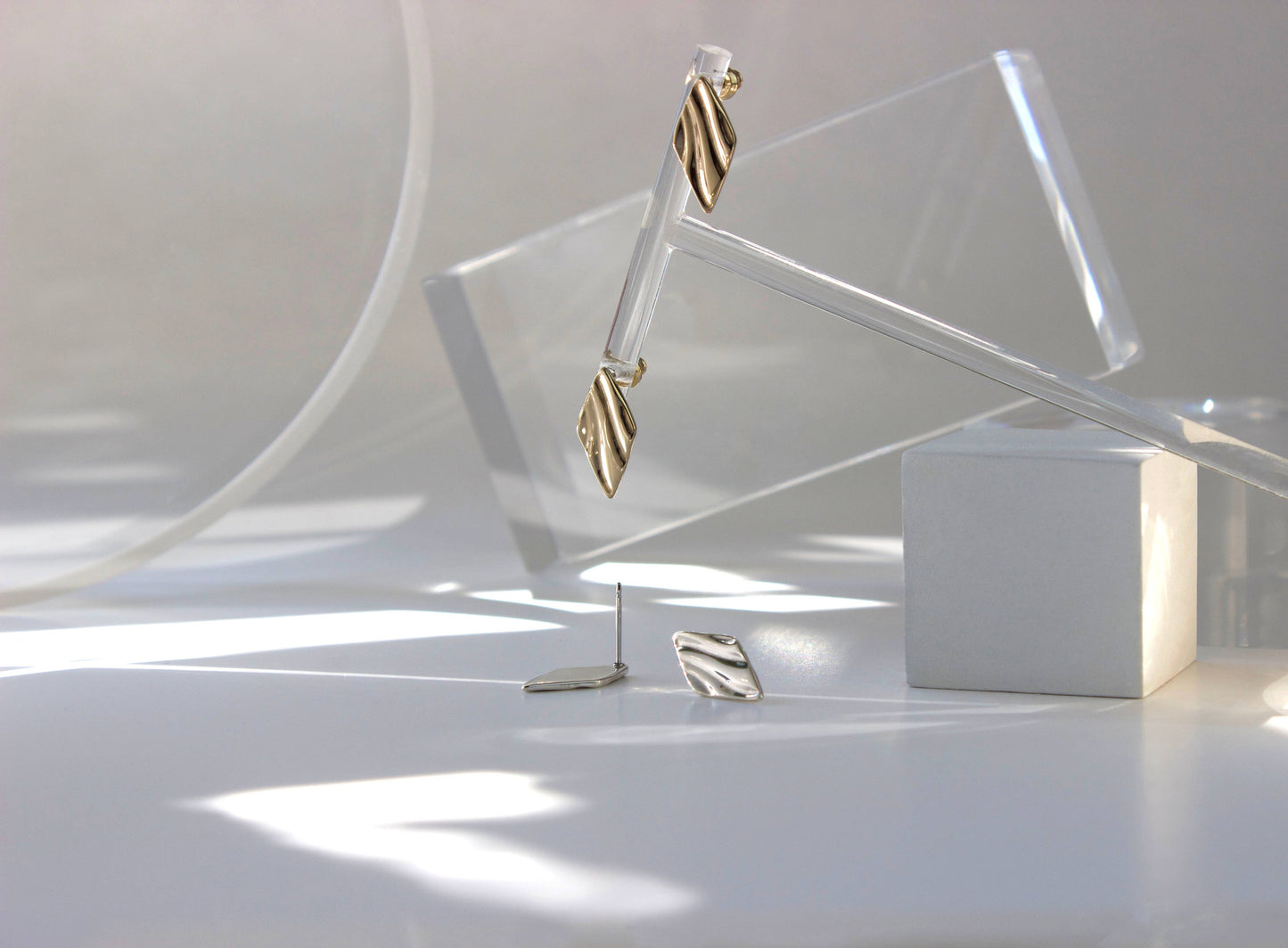 Sway Stud Earrings