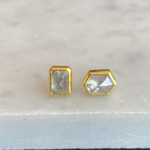 Icy Diamond mismatched stud earrings