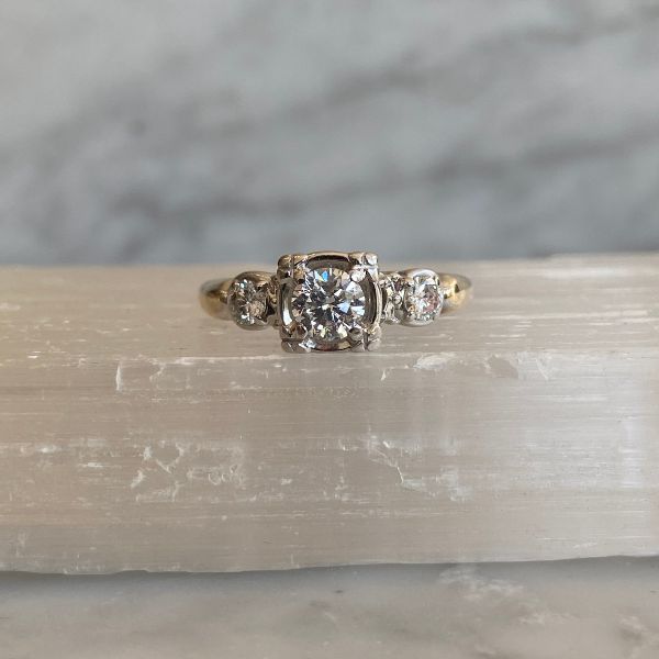 Vintage Three Diamond Ring