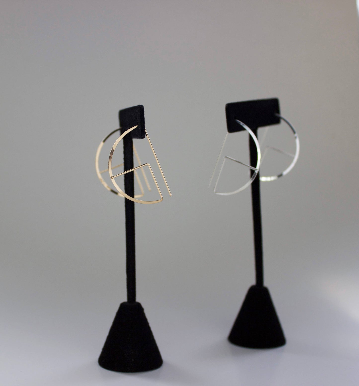 L.Greenwalt Jewelry - Large Round Profile Earrings: 14K Gold Fill