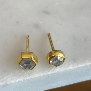 Icy Diamond mismatched stud earrings