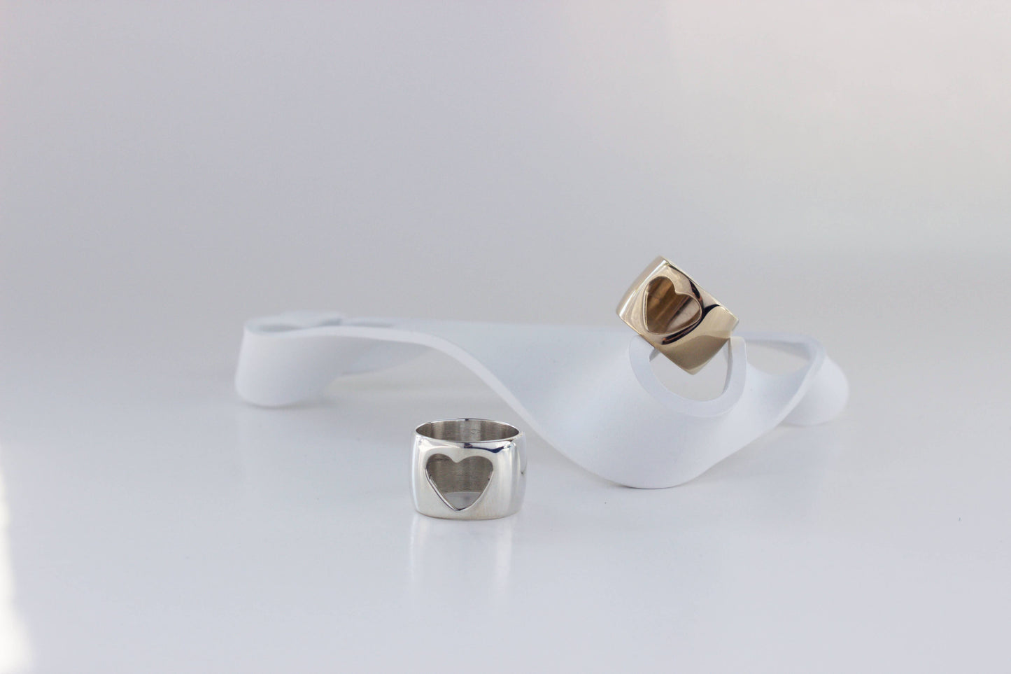 L.Greenwalt Jewelry - Heart Ring: Yellow Bronze / 7