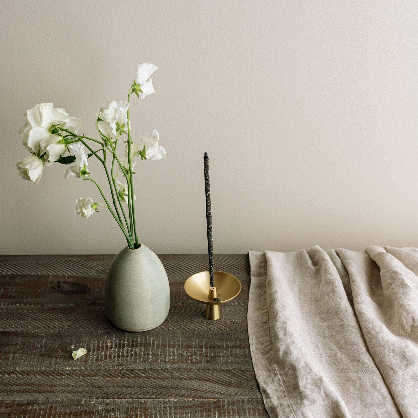 Cedar and Myrrh - Brass Incense Holder with Ash Catcher
