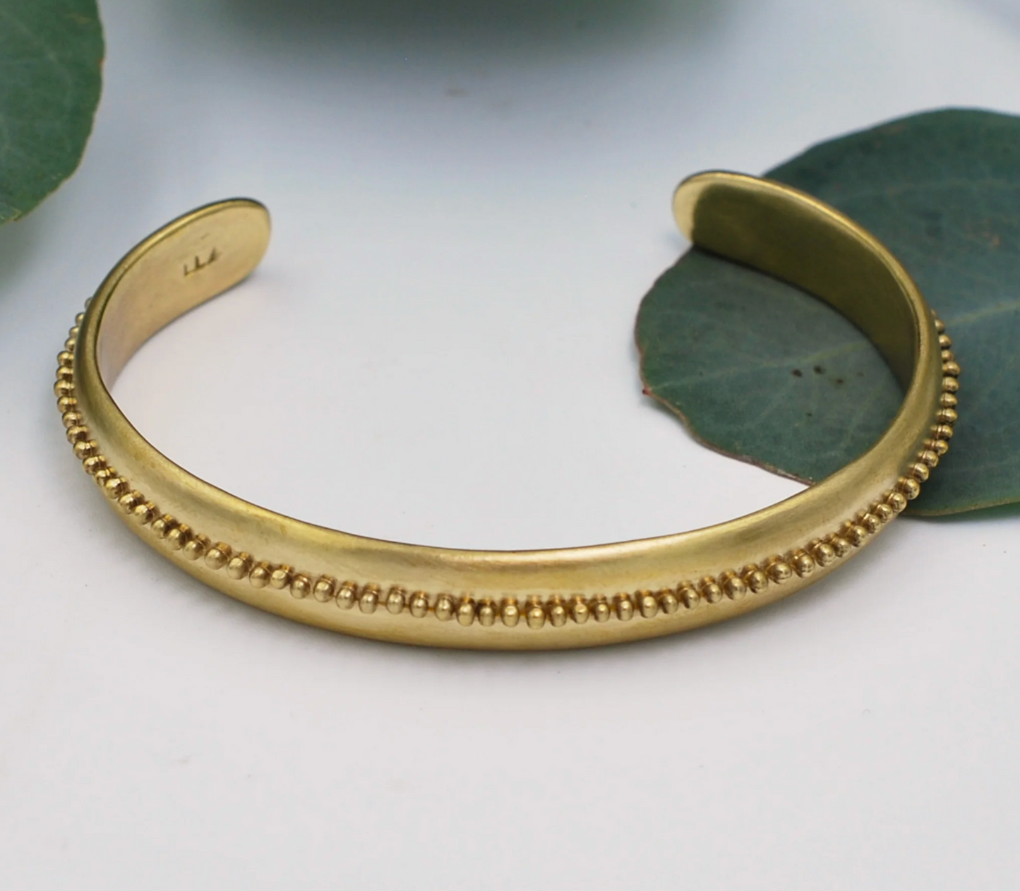 Granule Slim Cuff