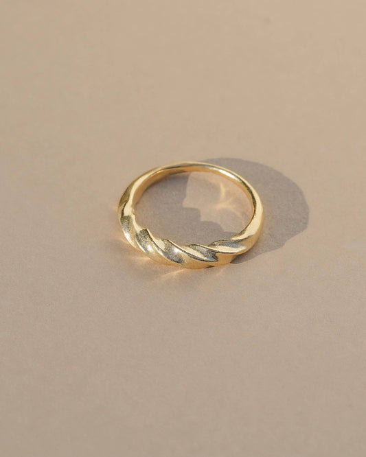 Mountainside Jewelry - Gale Ring: Sterling Silver / 7