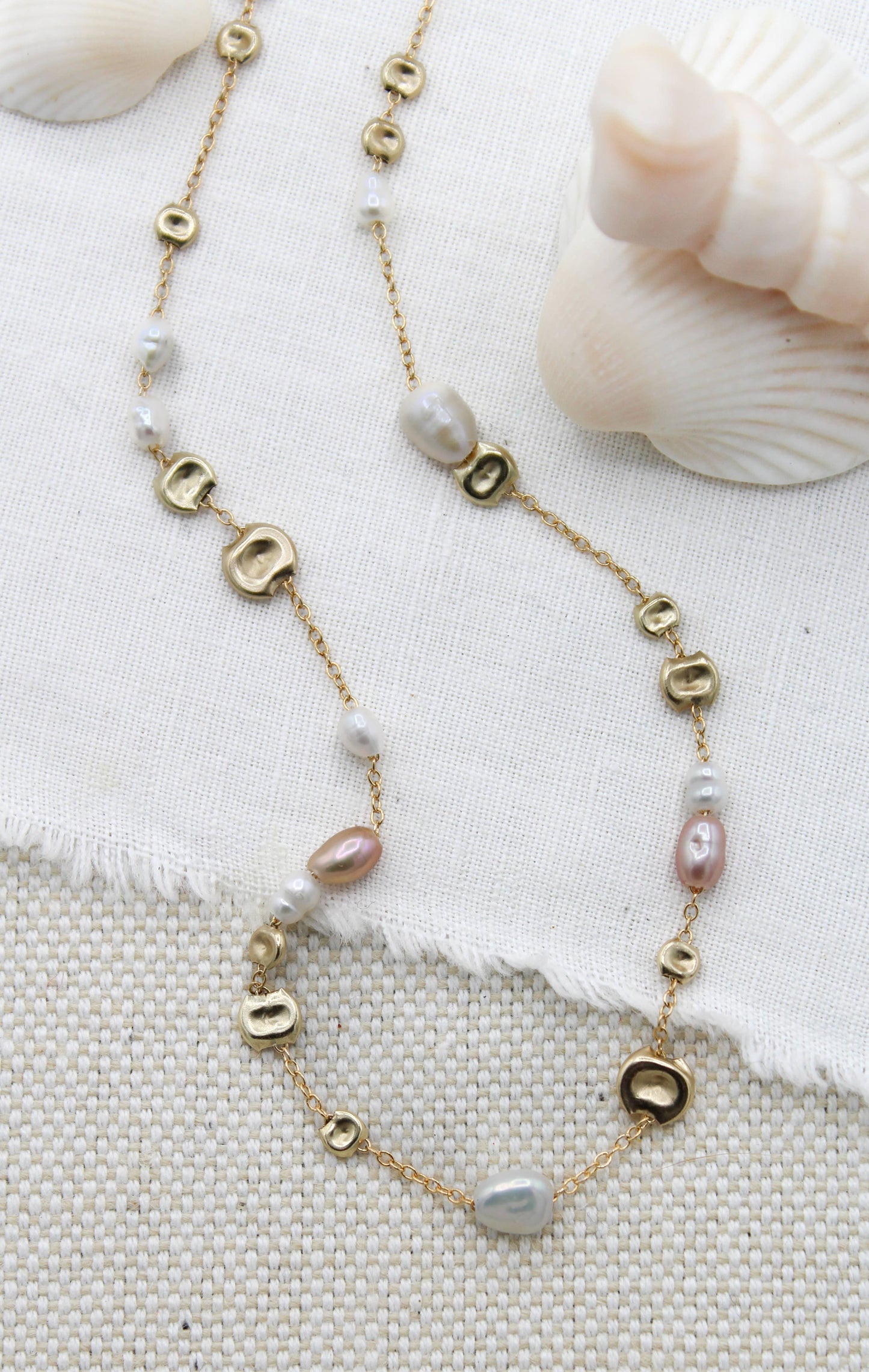 Glitter Tide Necklace