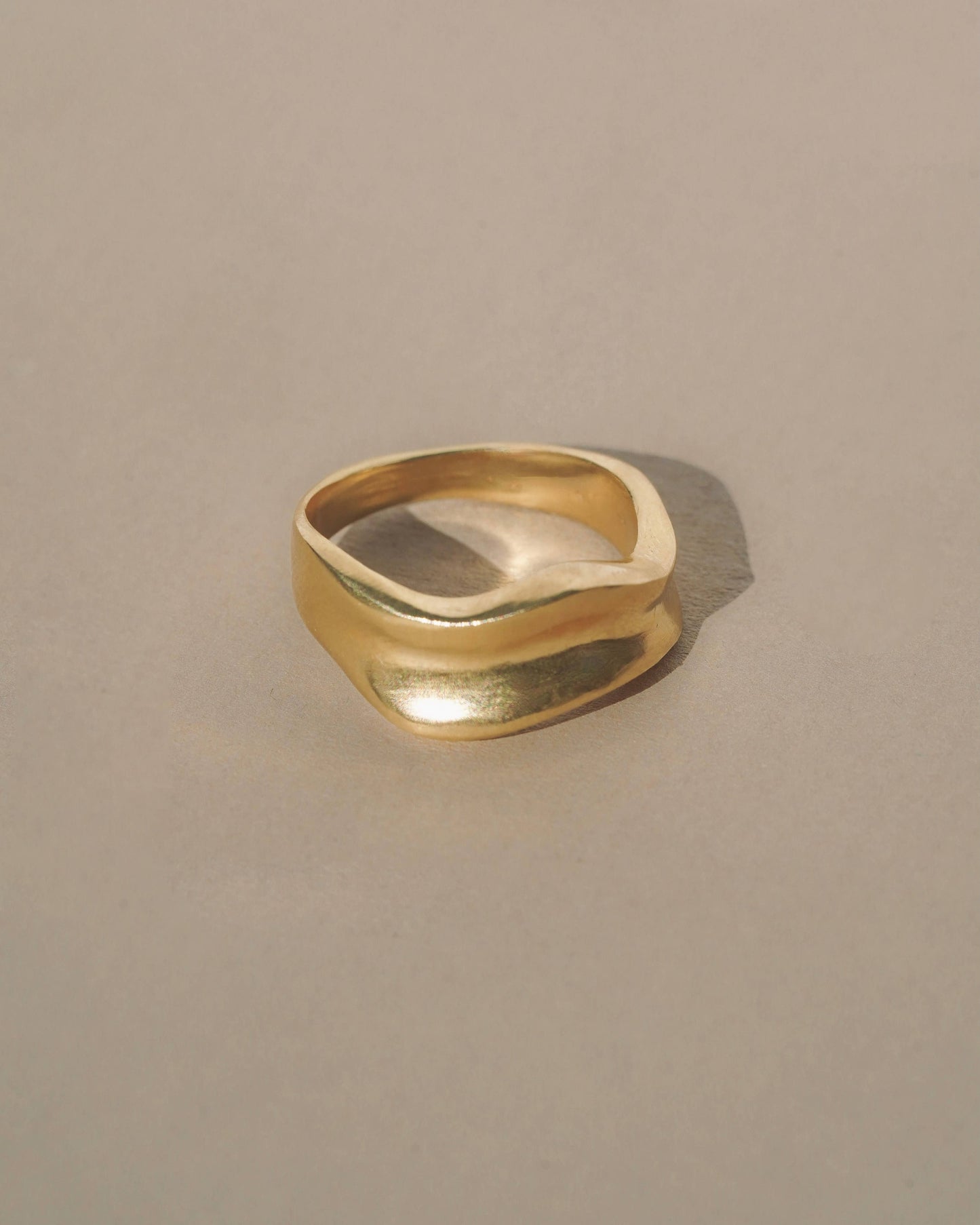 Mountainside Jewelry - Tides Ring: Gold Vermeil / 6