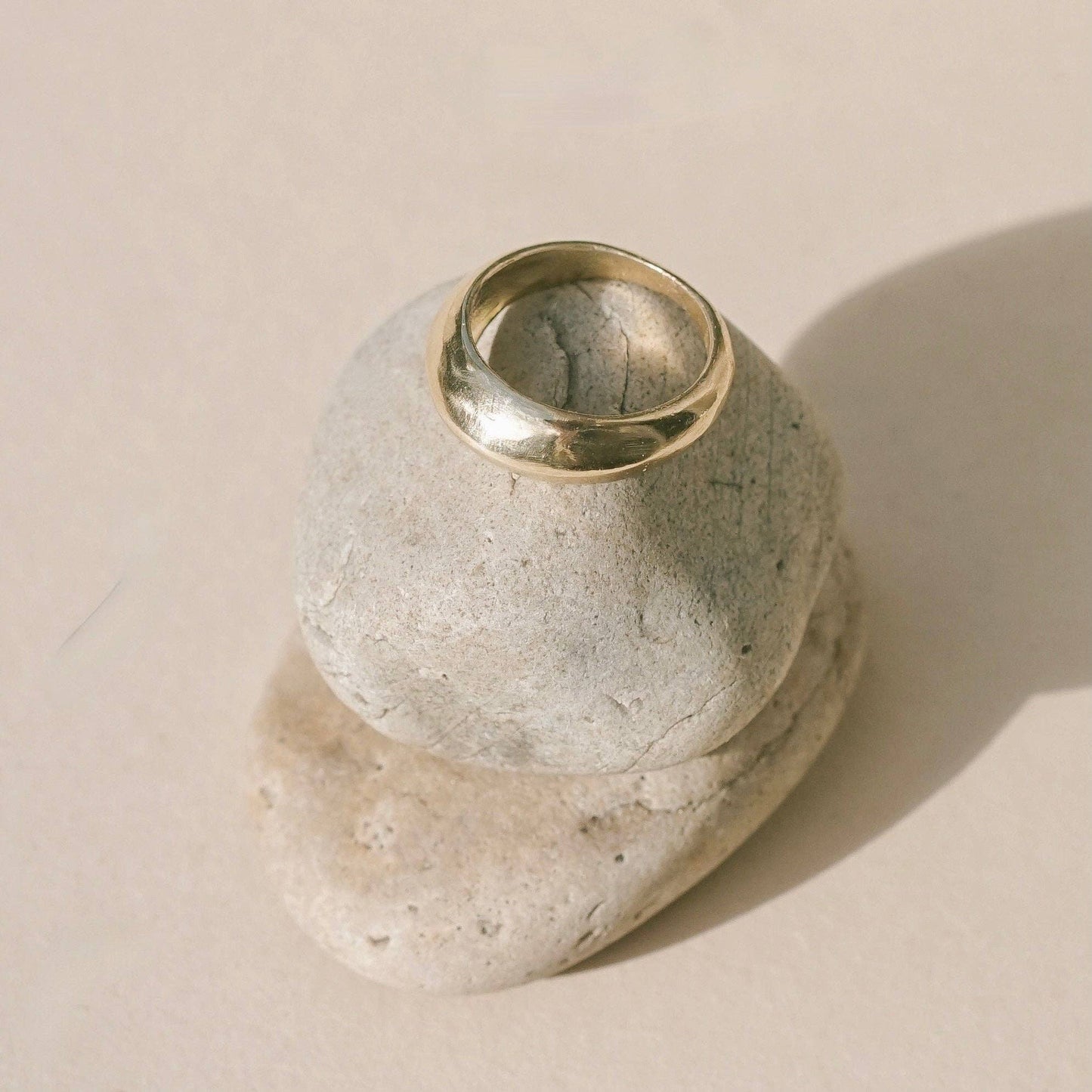 Mountainside Jewelry - Iona ring: 8 / Gold