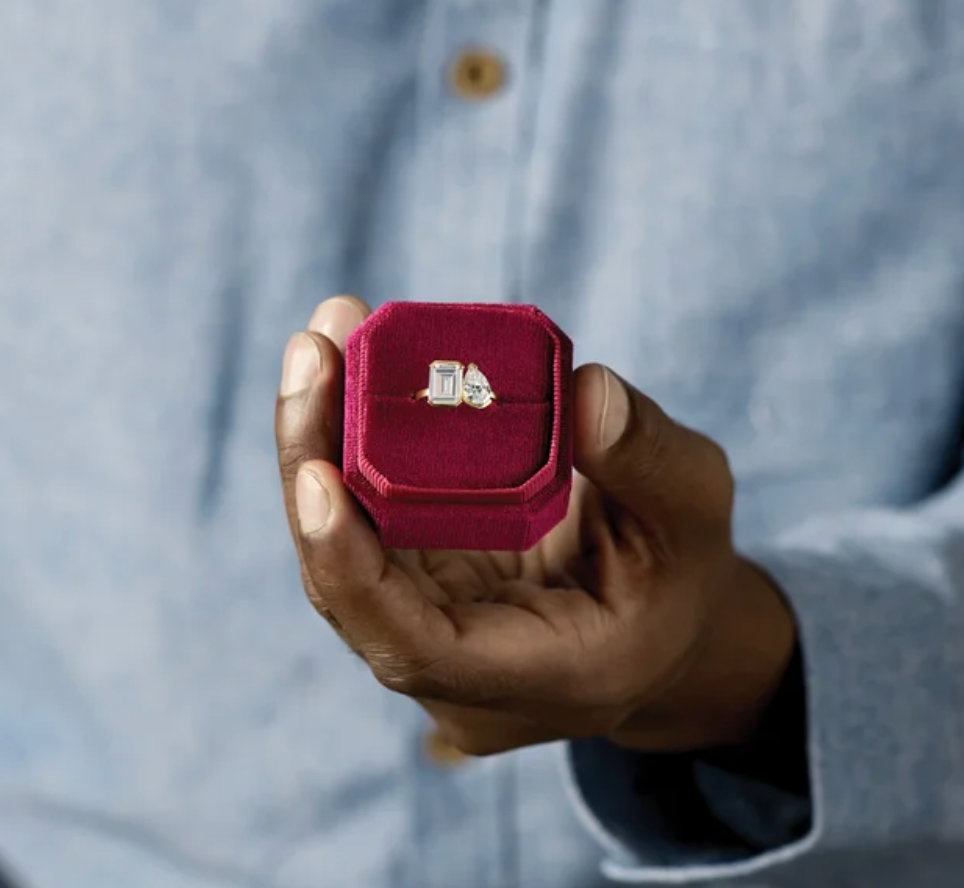 Toi et moi Engagement Ring